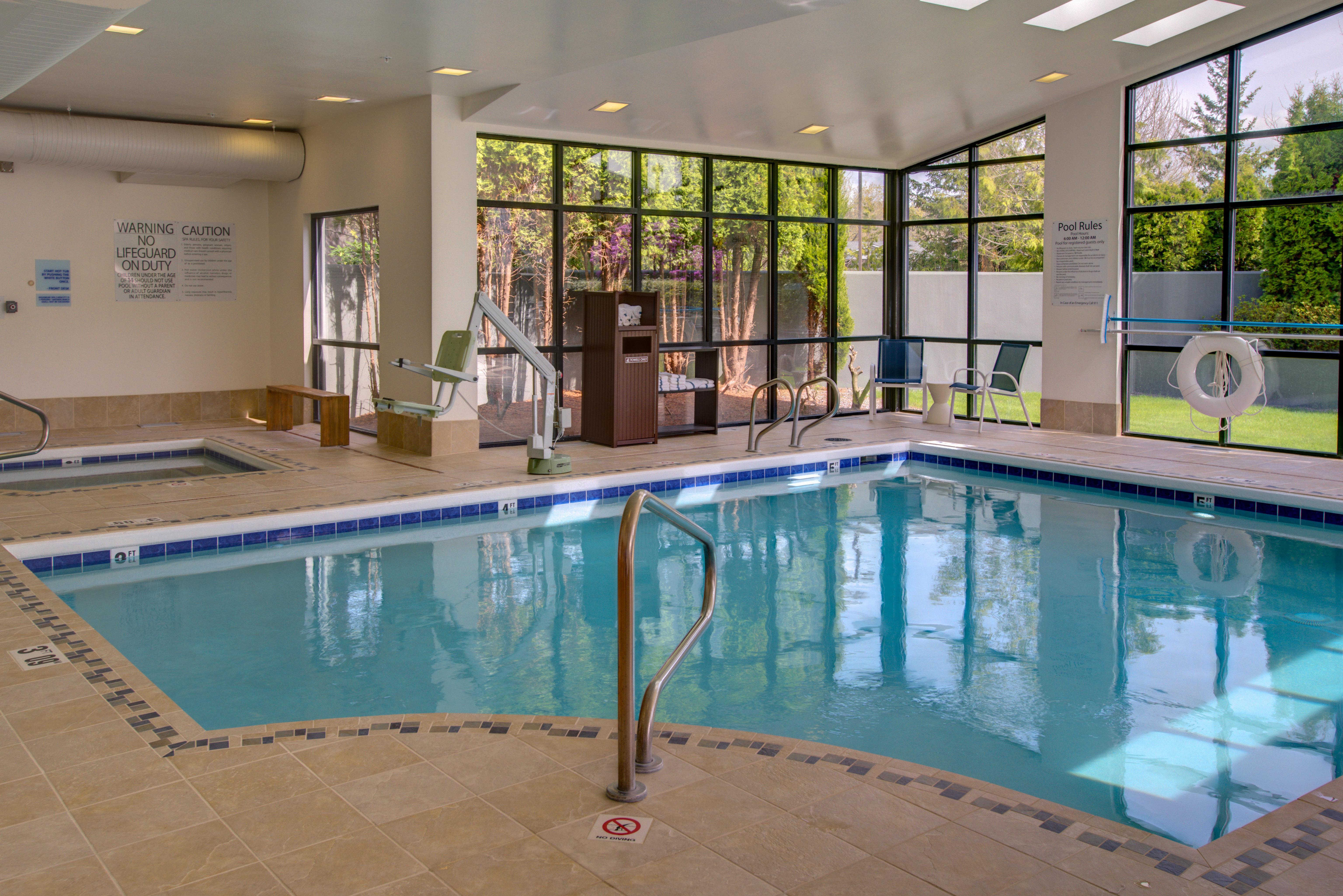 Holiday Inn Express Bellingham By Ihg Esterno foto